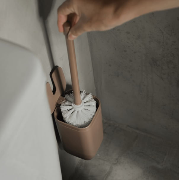 Escova Sanitária Piso e Parede Aura Marrom Martiplast - Imagem 2