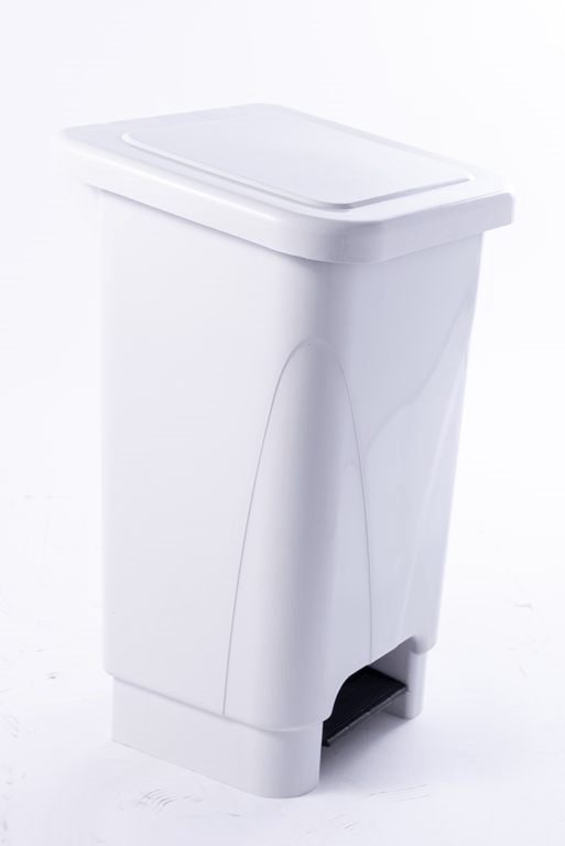 Lixeira com Pedal 50L Branca Usaplast
